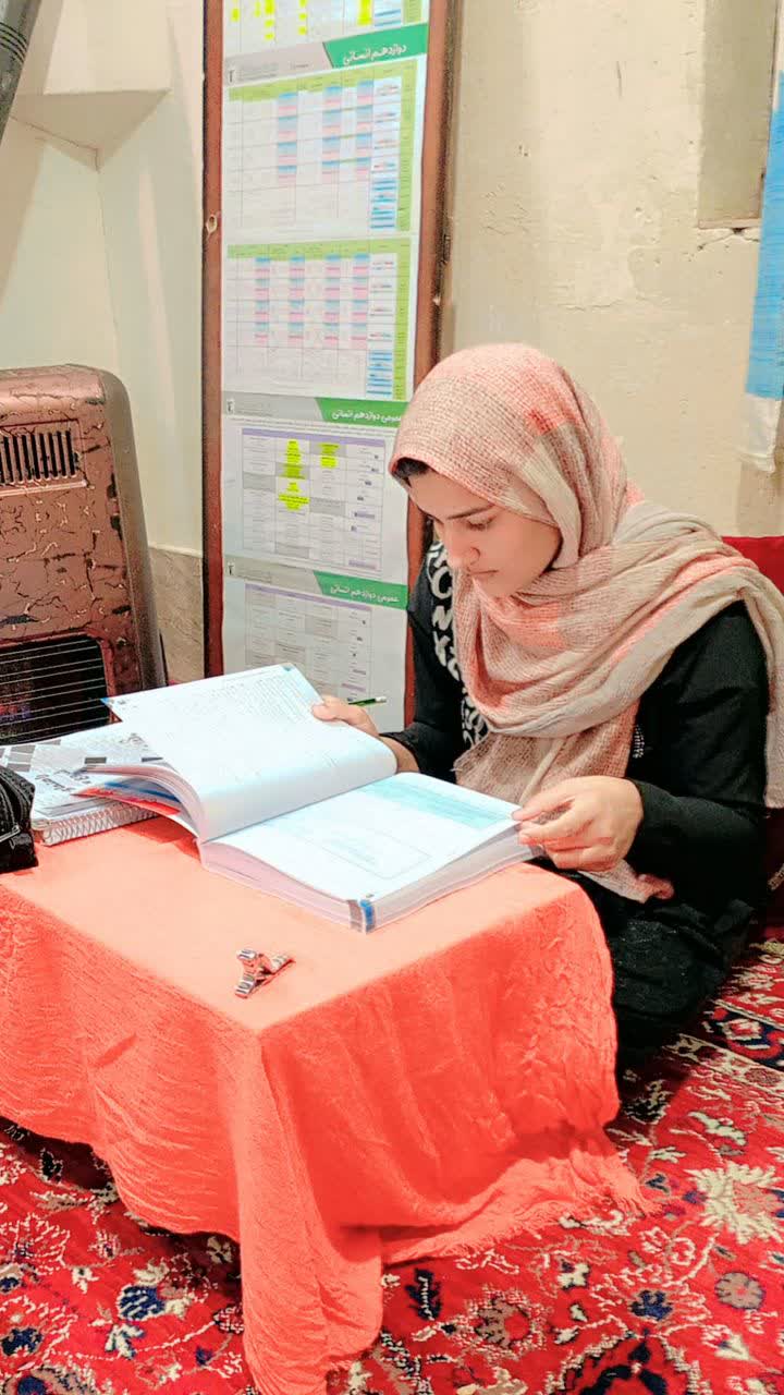 گفتگو و مصاحبه با یاسمن احسانی - دانش آموز قهرمان پیشرفت