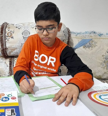 گفتگو با امیرعباس کشاورز  قهرمان پیشرفت