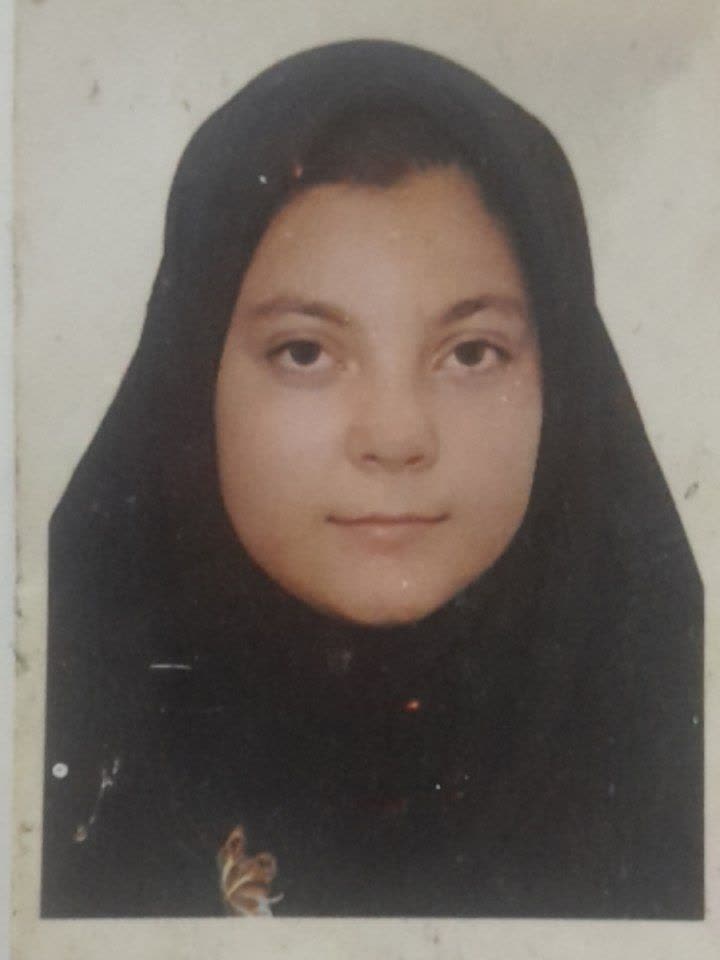 مصاحبه با حنیفه مرادی  قهرمان پیشرفت یازدهم تجربی