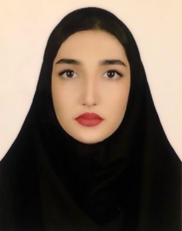 گفت و گو با دینا نادری قهرمان پیشرفت پایه دوازدهم تجربی