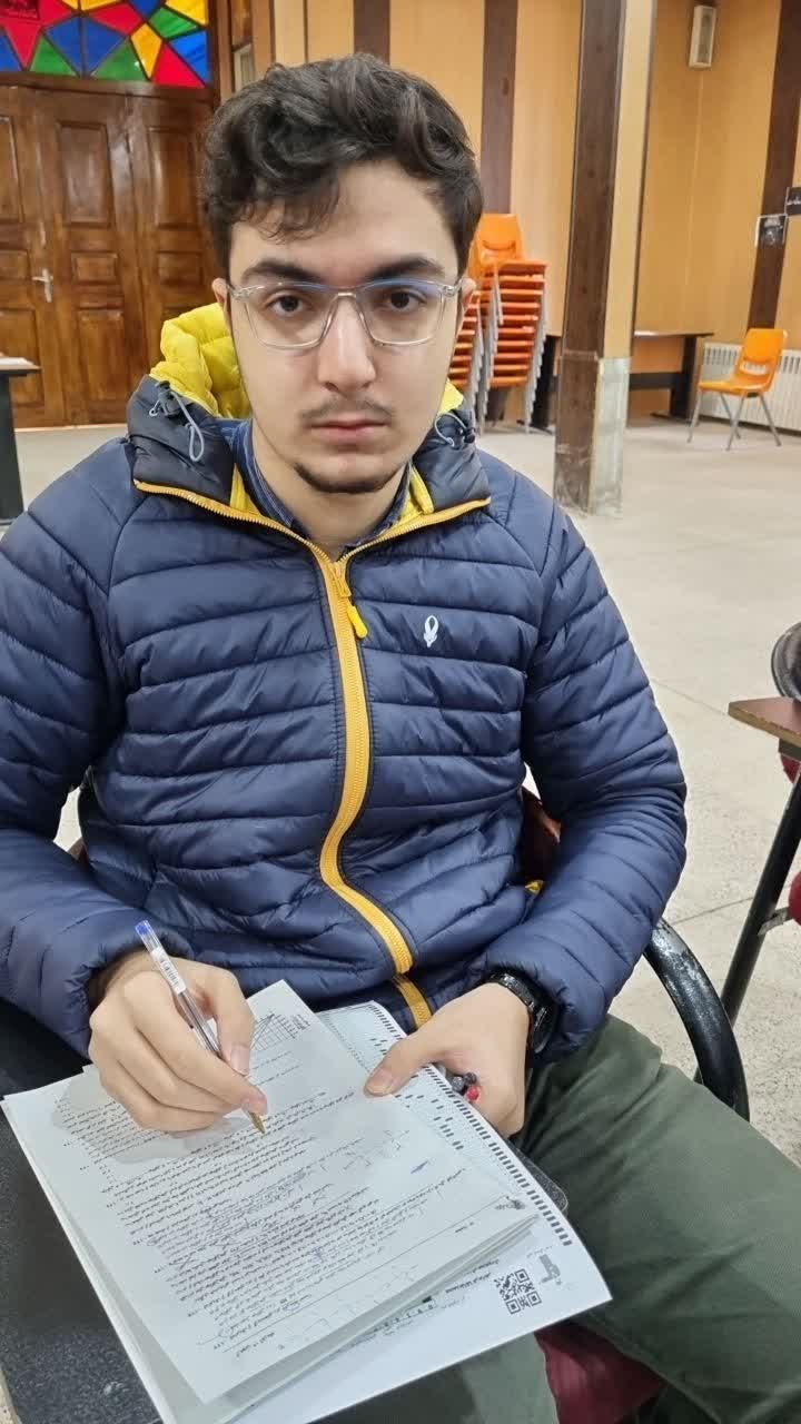 گفت و گو با محمد طاها فرمانفر: قهرمان پاییز از همدان