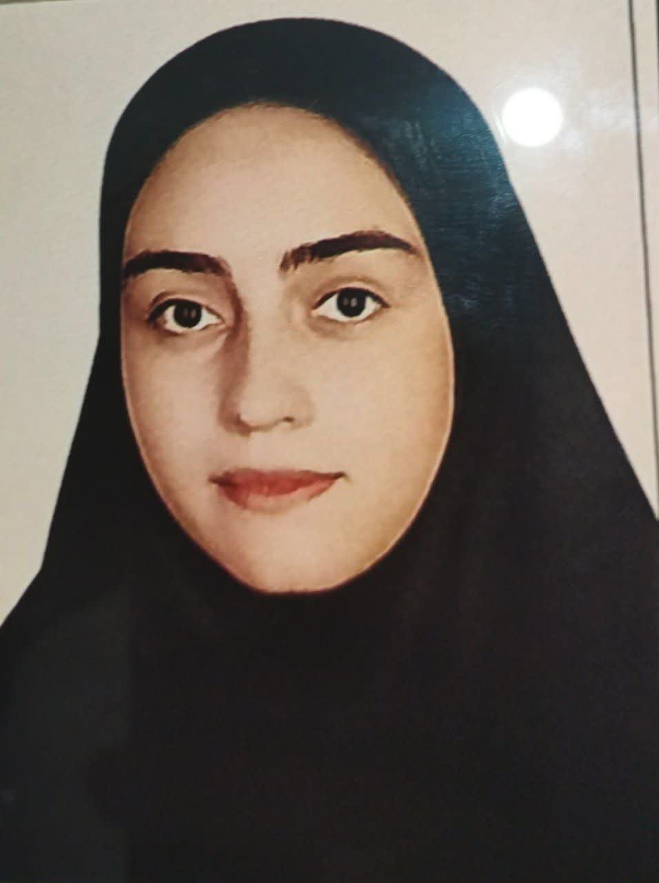 گفتگو با مریم شفیعی دانش آموز مقطع یازدهم تجربی