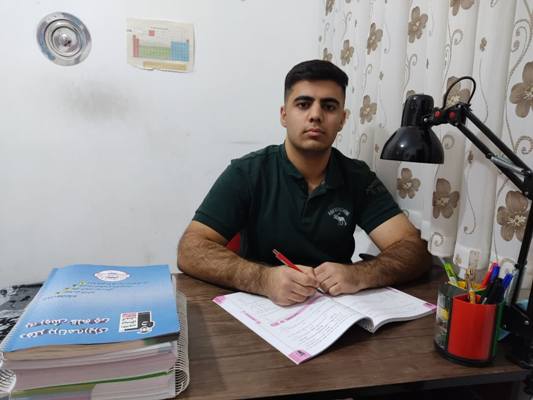 گفتگو با محمد حسین نجف پور قهرمان پاییز دوازده انسانی از گیلانغرب