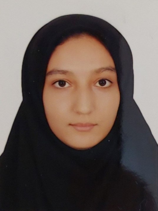 گفتگو با سوریتا عباسی پایه نهم قهرمان پاییز از سنندج