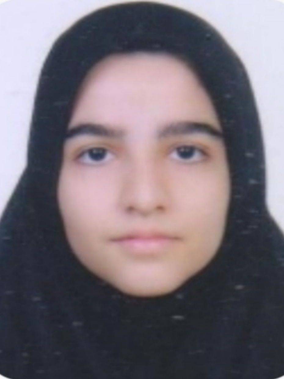 گفت و گو با مبینا کمالی، دوازدهم انسانی، برتر پاییز