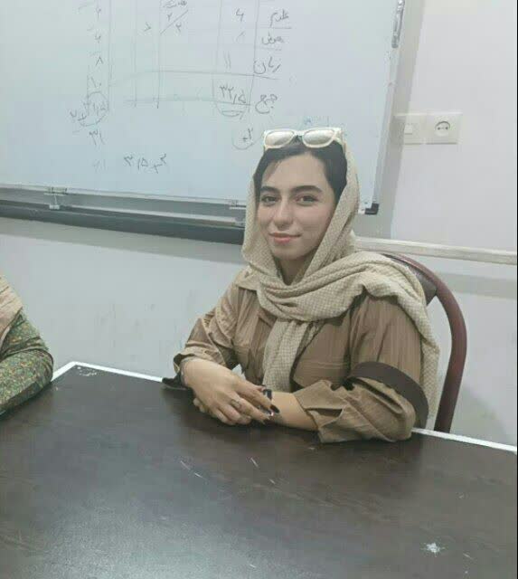 گفتگو با   حکیمه غلامی پشتیبان کنکوری   از سبزوار