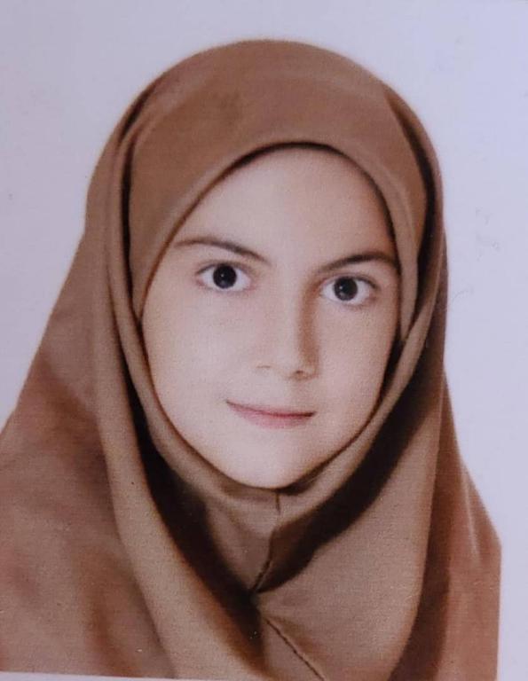 گفتگو با فاطمه آقااسماعیلی دانش آموز مقطع دوازدهم تجربی