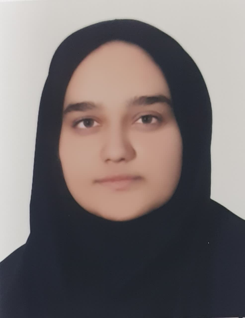 گفت و گو با مهشید صفدریان دانش آموز مقطع دوازدهم ریاضی