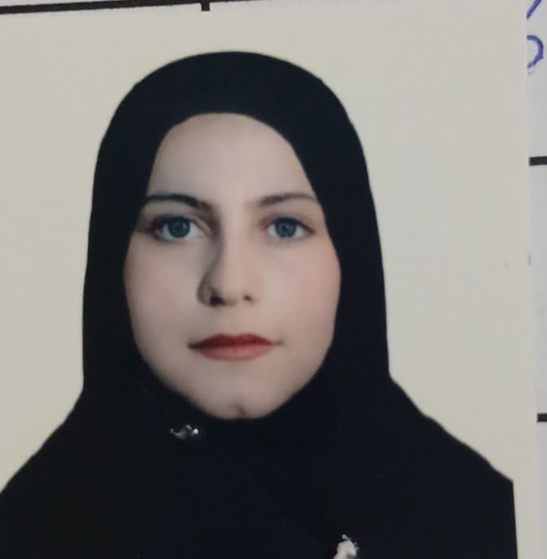 گفتگو با فاطمه عزیزی منش دانش آموز 12 انسانی نمایندگی ایلام1