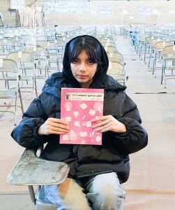 گفتگو با پارمیدا ملک پور قهرمان پیشرفت دوازدهم ریاضی از شهرکرد