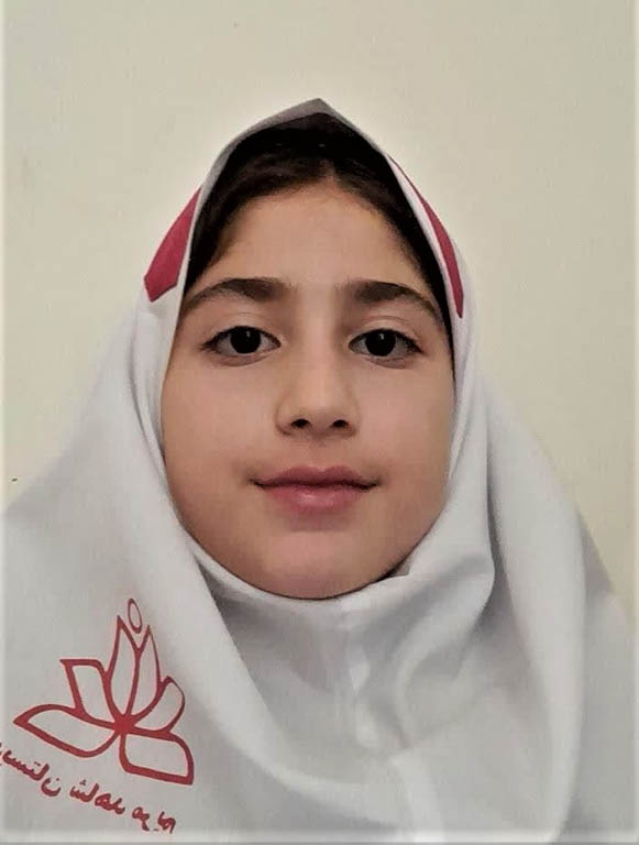 گفتگو با آنیا سعید محمدی پایه پنجم دبستان