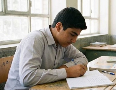 گفت و گو و مصاحبه با علیرضا بومری دانش آموز سال دوازدهم انسانی