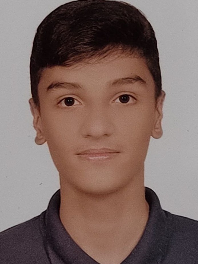 گفت و گو با امیرعلی آهنگری دانش آموز کوشای پایه یازدهم ریاضی