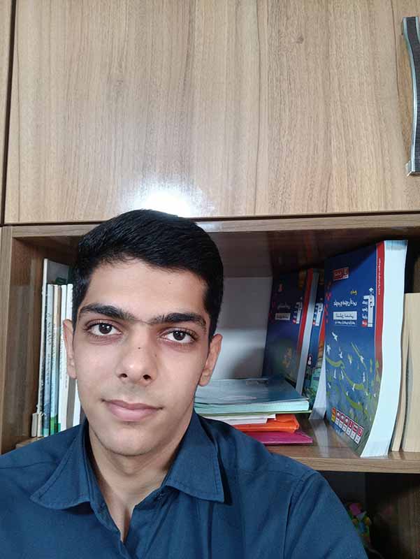 گفت و گو با متین قوریان :دوازدهم انسانی  از سنگر