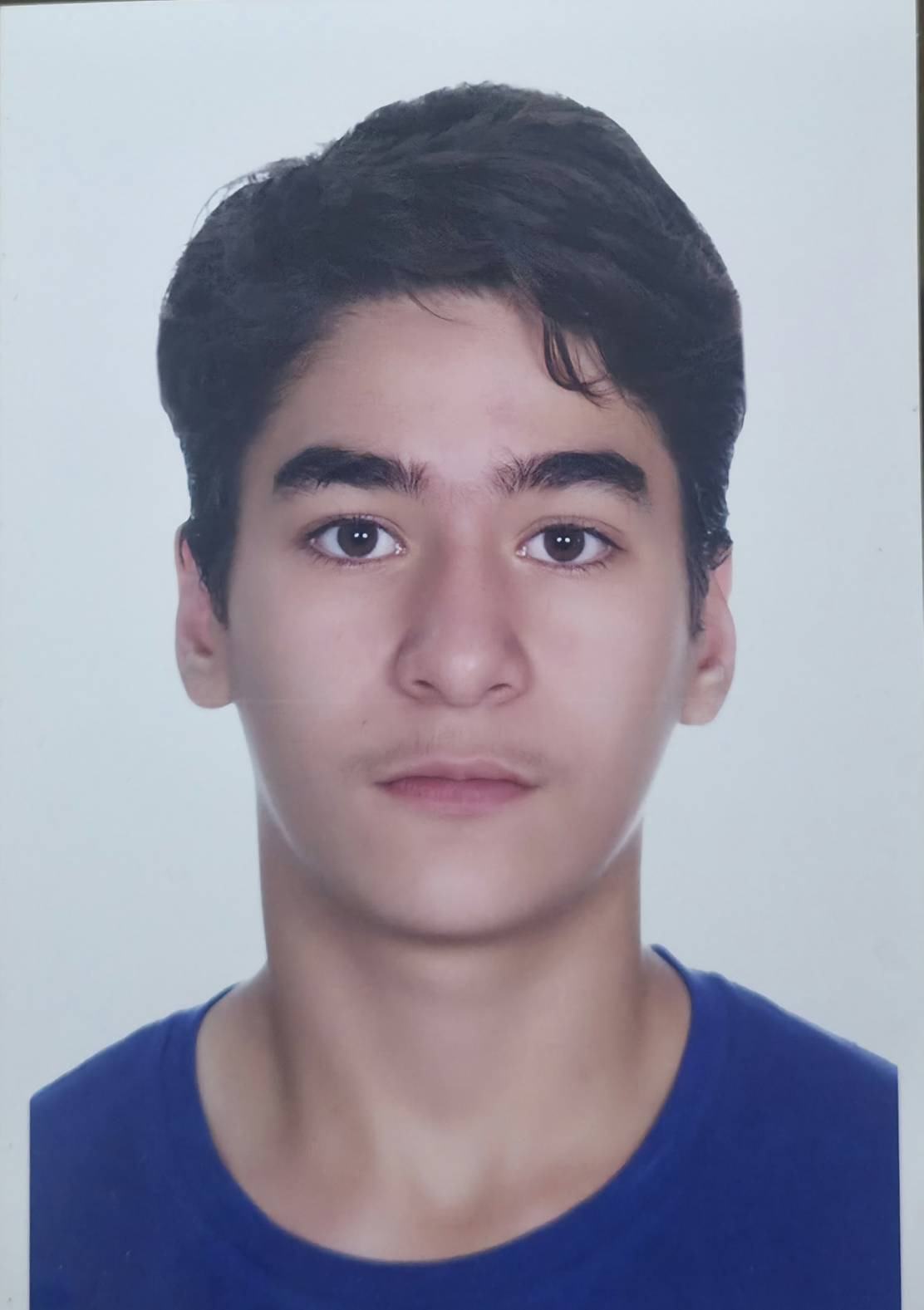 گفتگو با امیر عباس افشار  دانش آموز پرتلاش پایه دهم ریاضی