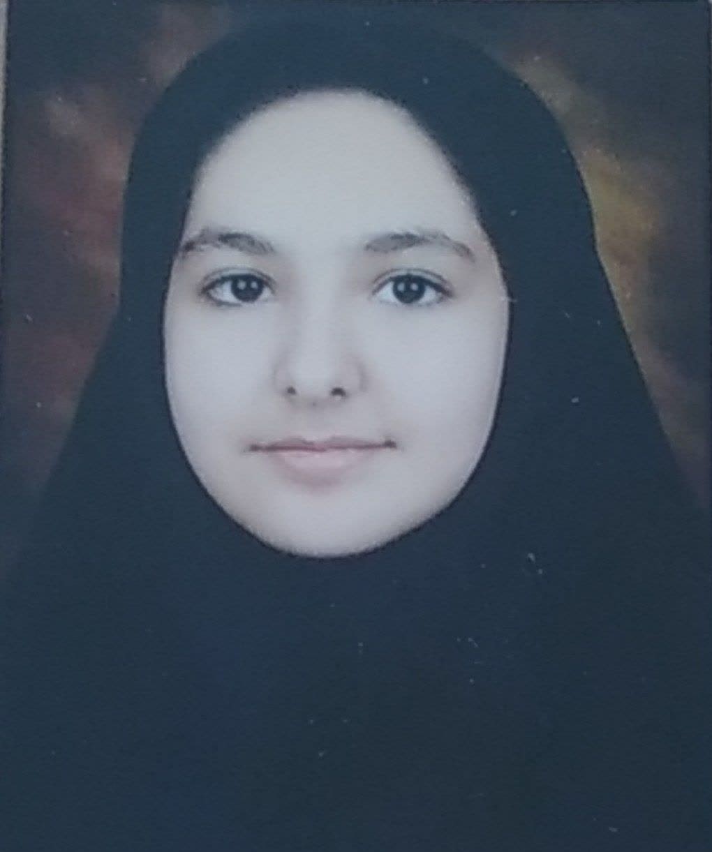 گفت و گو با بهسا خواجوی کیا دانش آموز مقطع نهم