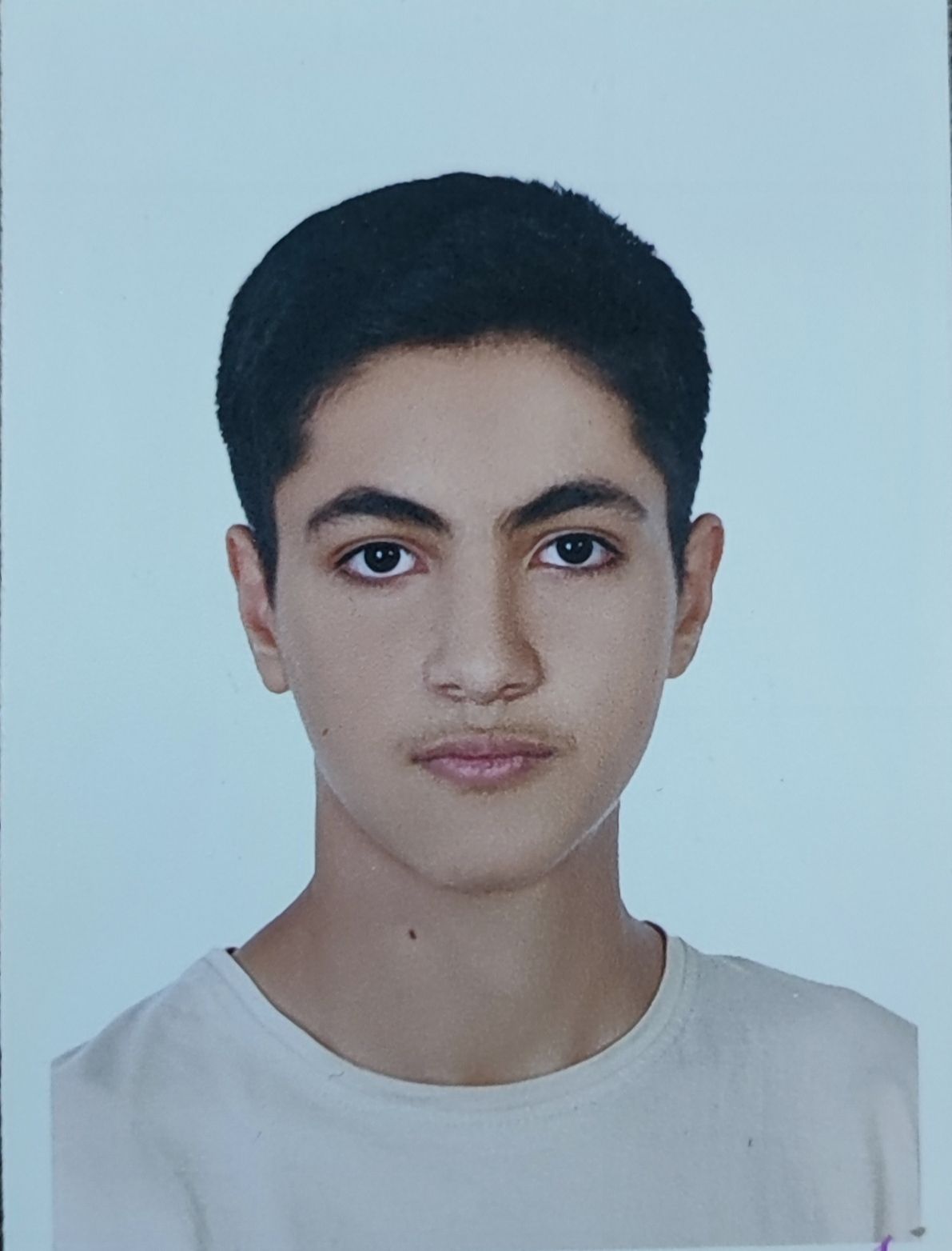 گفت و گو با دانش آموز پرتلاش  محمد مهدی اکبری