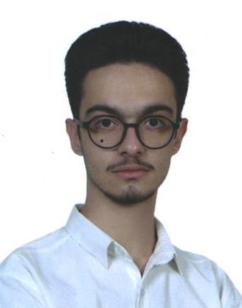 امیرحسین امینی دانش آموز  پایه دوازدهم تجربی از همدان