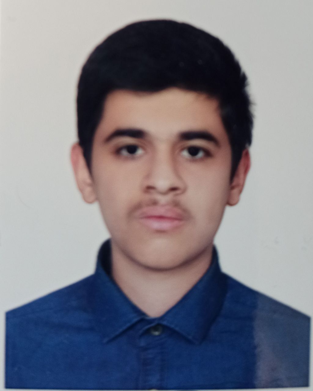 گفتگو با امیرمهدی مبینی قهرمان پیوستگی دوازدهم ریاضی