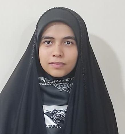 گفت و گو با حدیث کریمی دانش آموز برتر نیم سال اول-12 انسانی