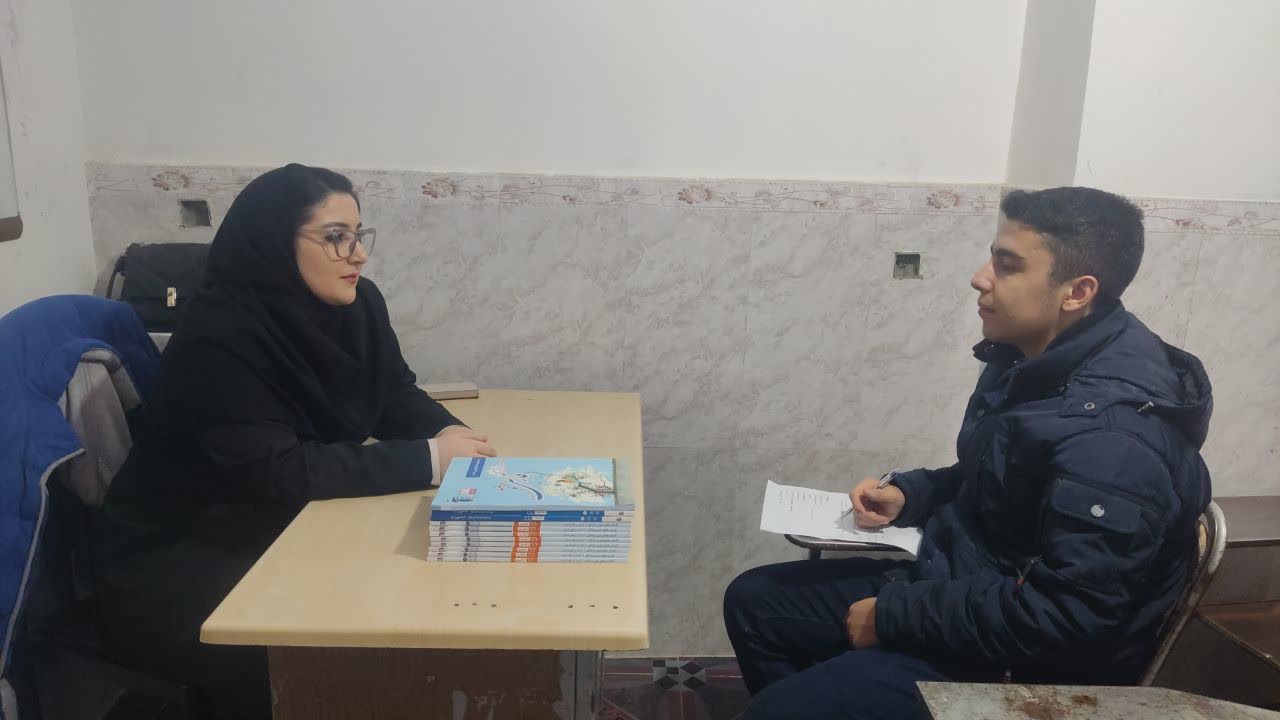 گفتگو با صدرا فتحعلی زاده پایه نهم باشگاه 500 تایی از میاندوآب