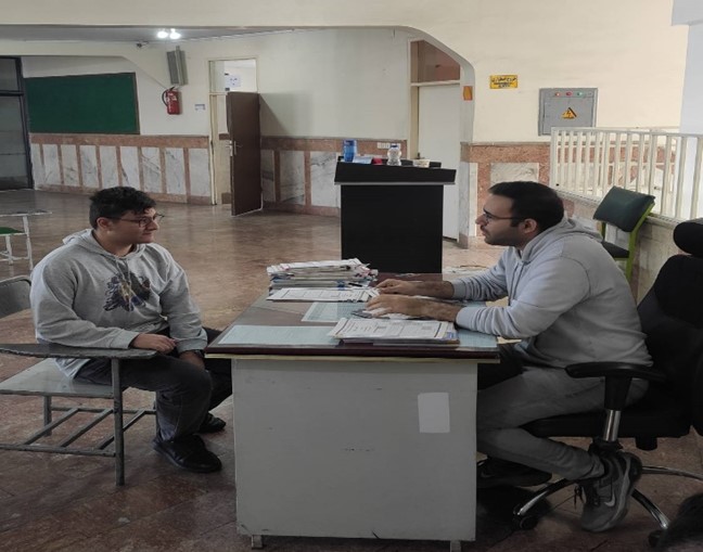 مصاحبه با مهیار نوروزی دانش آموز  دوازدهم تجربی از  تبریز