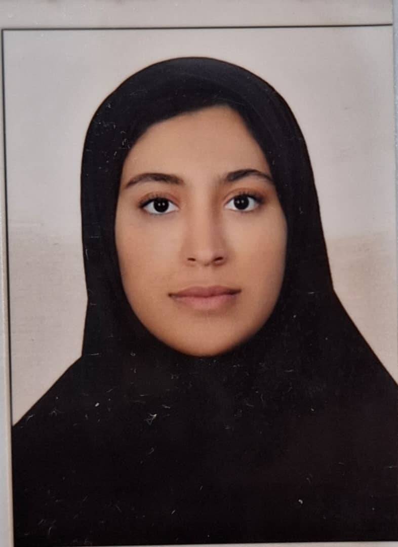 مصاحبه با دینا عمرانی منش؛ دانش‌آموز پایه دوازدهم از شیراز