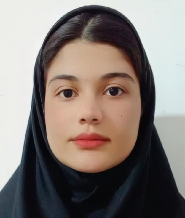 مصاحبه با آیدا انصاری دانش آموز پایه یازدهم انسانی از نوراباد