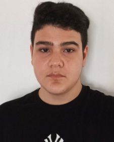 گفتگو بامحمدمهیار حسینی پایه یازدهم تجربی قهرمان پاییز