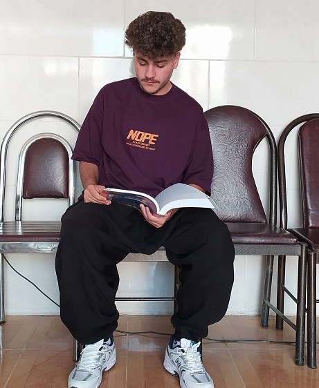 پیشرفت تدریجی با نظم و استمرار؛گفت‌وگو با یحیی رحیمی