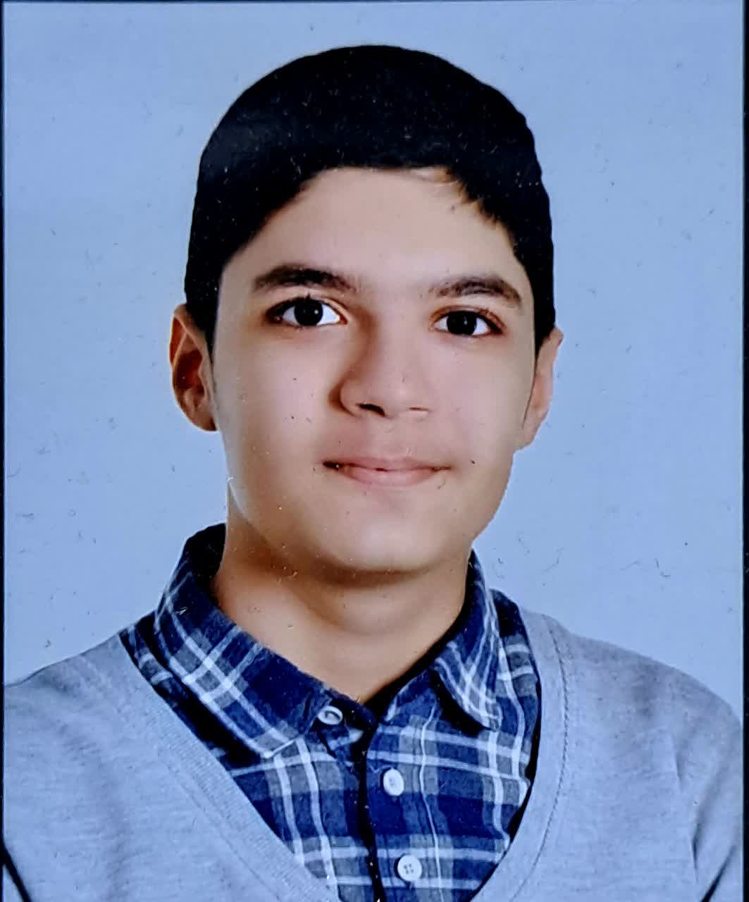 گفت و گو با سیدامیرحسین میرهادی دانش آموز پایه دهم ریاضی