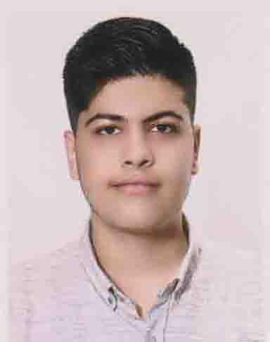 گفت وگوبا امیرعباس خیری (دوازدهم تجربی) قهرمان پیشرفت نیمسال اول