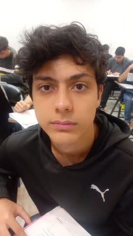 قهرمان پاییز:گفتگو با شهریارفنائی نوکار پایه دوازدهم ریاضی