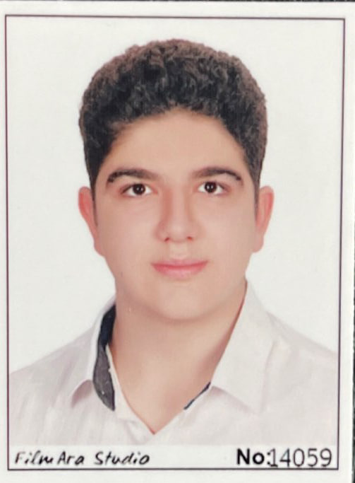 گفت و گو با عارف روغنی دانش آموز پایه دوازدهم تجربی