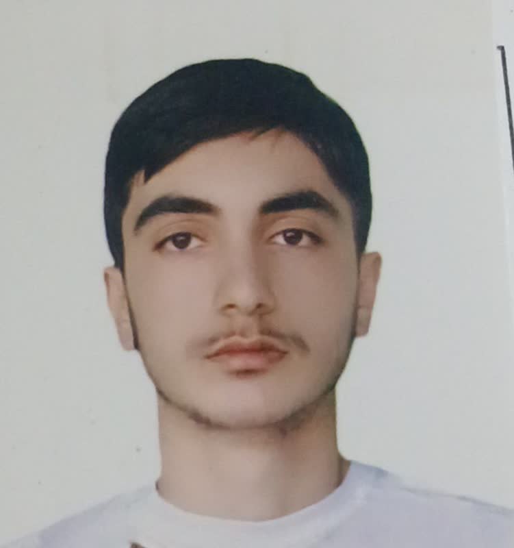 گفتگو با محمدپارسا عباسی دانش آموز 10تجربی نمایندگی ایلام1