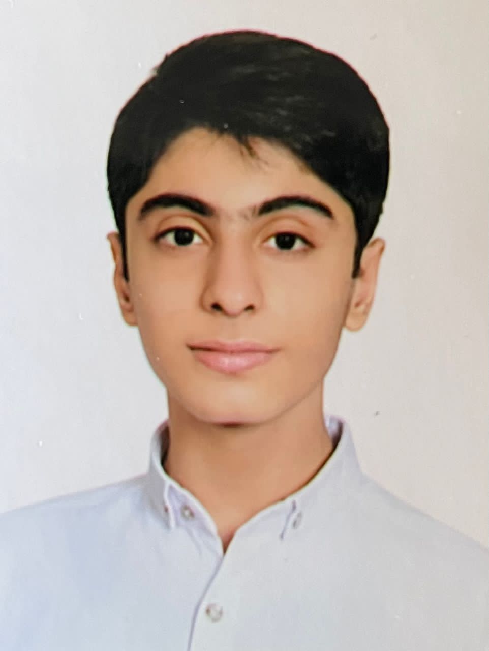 گفت گو با  ایلیا معتمدی دانش آموز پایه دوازدهم تجربی
