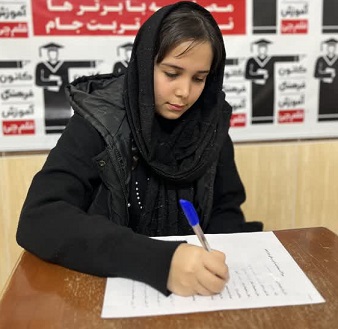 گفتگو و مصاحبه با حنانه اسدی - دانش آموز برتر نیمسال اول