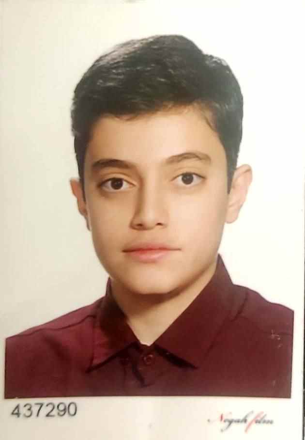 گفت و گو با محمد حسین حسین پوری دانش اموز رشته تجربی