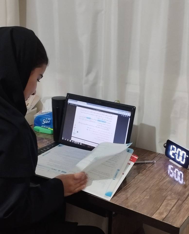 گفتگو باپرنیا وحیدی، قهرمان پیوستگی دهم تجربی