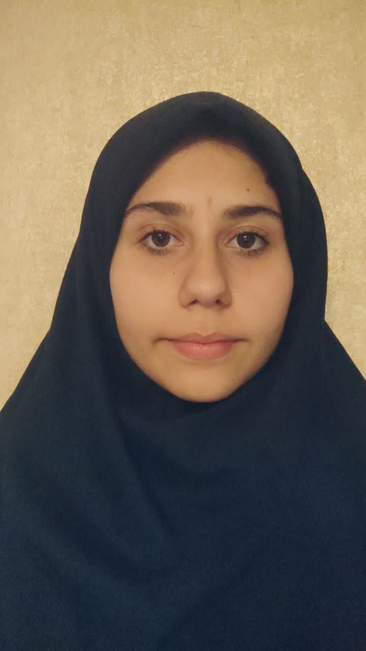 گفتگو با مه نیا سهرابی نور پایه نهم از همدان یک