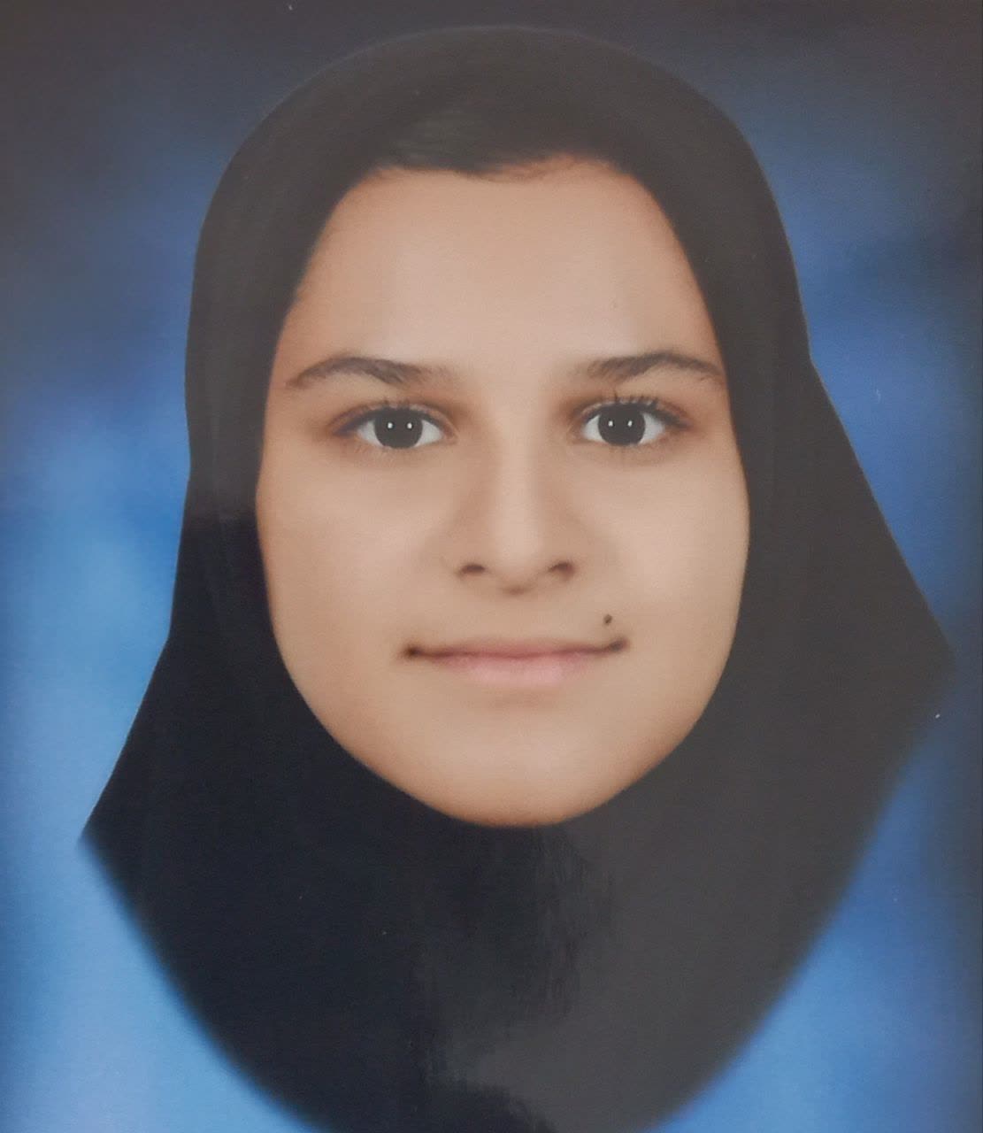 گفتگو با پارمیس قبادی خسرو پایه نهم از همدان یک