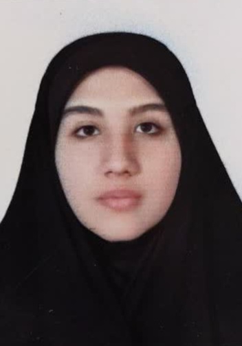 گفتگو با   غزاله امینی؛ قهرمان پیشرفت نیم سال اول