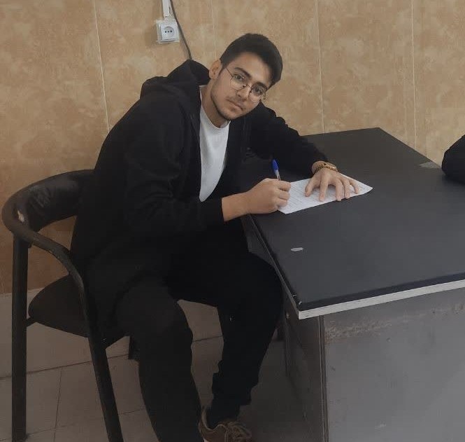 گفتگو با فراز پاشازاد دهم ریاضی باشگاه500تایی از میاندوآب