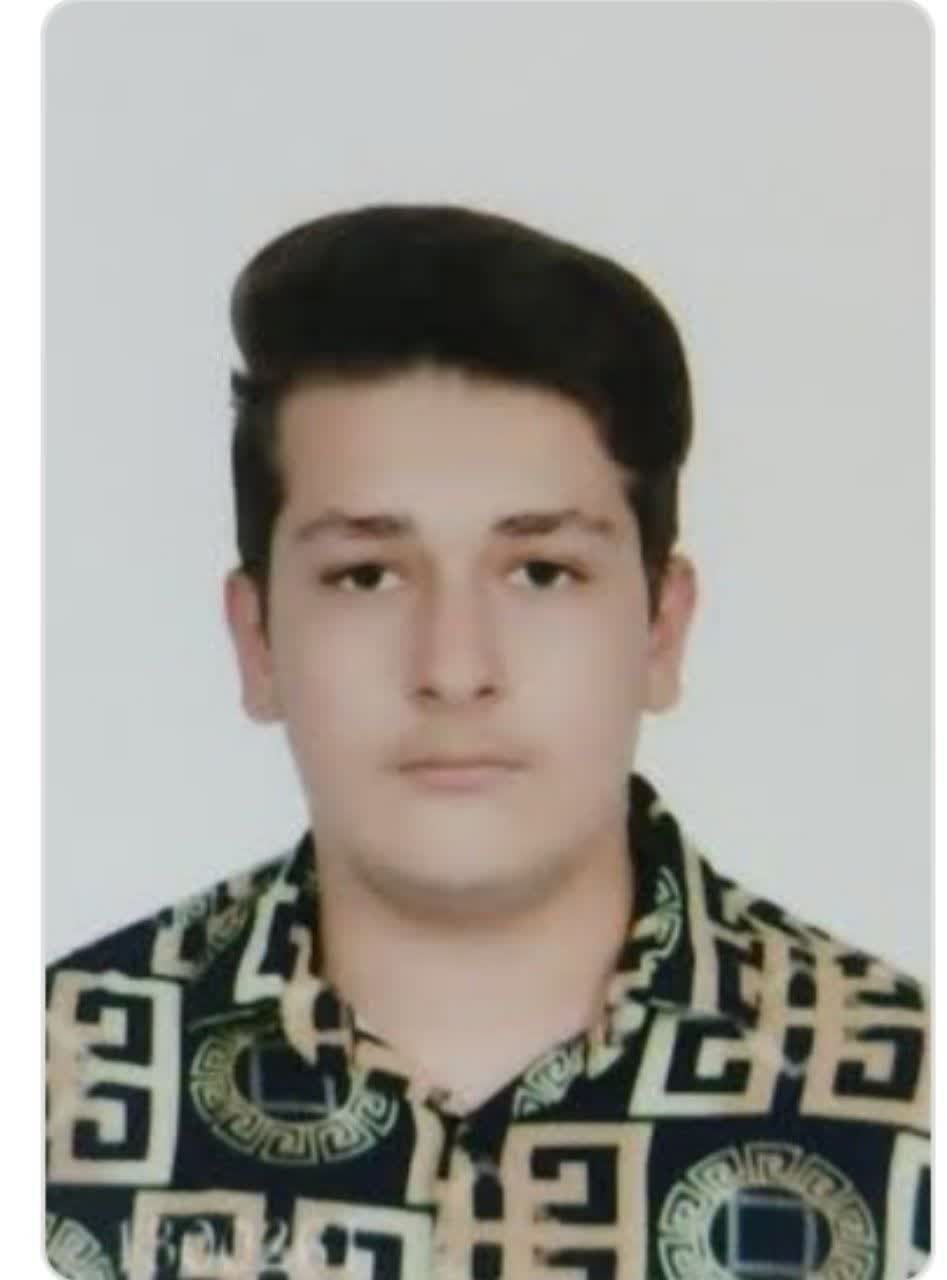 گفتگو با امیرمحمد رستم زاده دوازدهم تجربی باشگاه 500 تایی