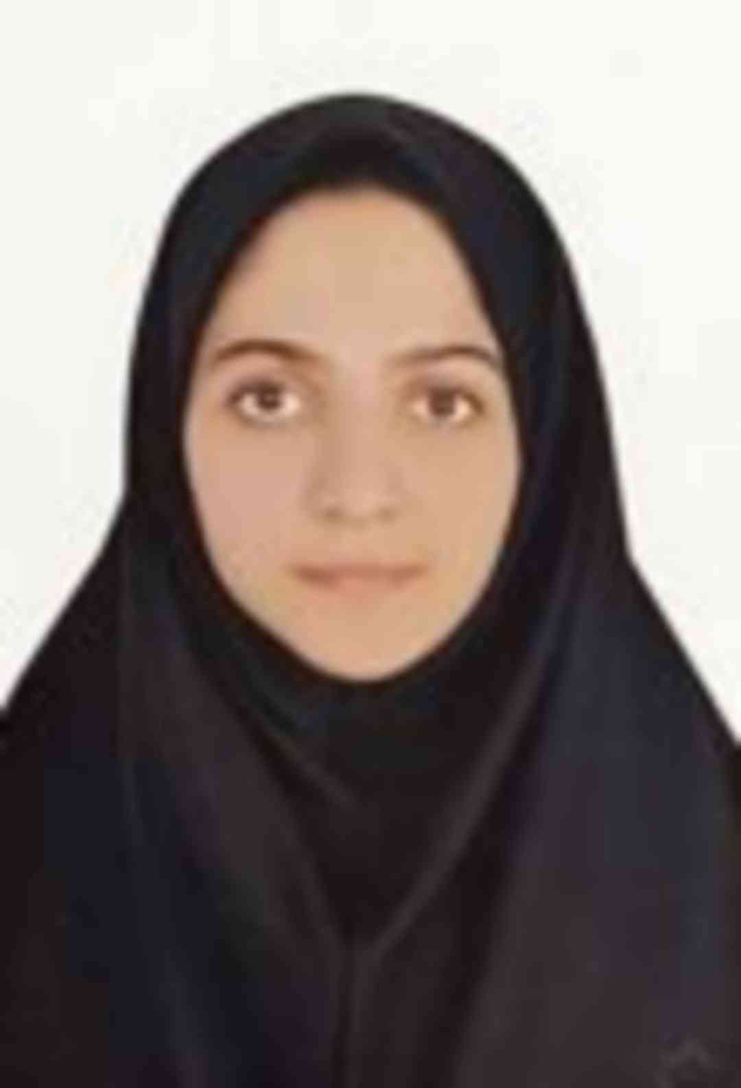 گفت و گو با آیتک متقی زاده فارغ التحصیل تجربی