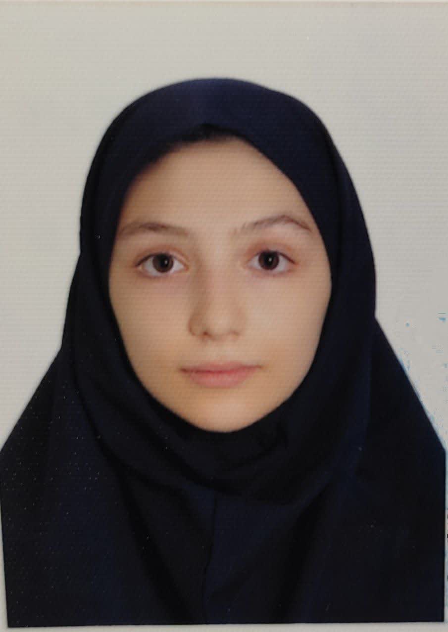 گفتگو با مدیسه چراغی دوازدهم تجربی از همدان یک