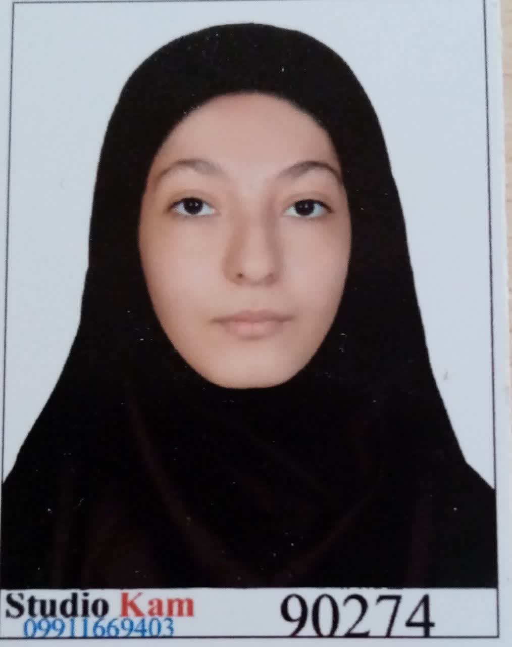 گفت و گو با هلیا اله بخش دانش آموز مقطع هشتم