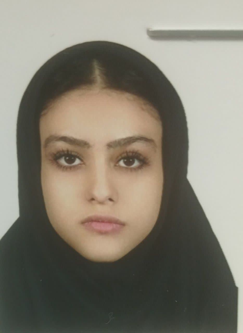 گفت و گو با النا ماهانی دانش آموز مقطع دوازدهم انسانی
