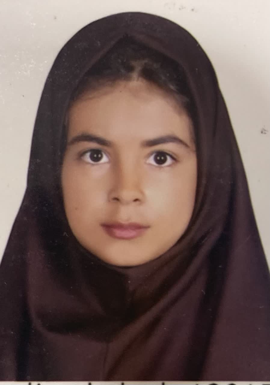 گفت و گو با رقیه اکبری دانش آموز مقطع دهم تجربی