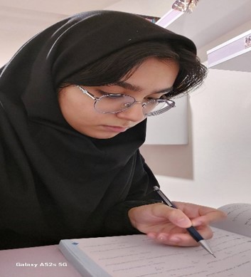 مصاحبه قهرمان پیوستگی دینا هاشم نیا مقطع نهم از تبریز